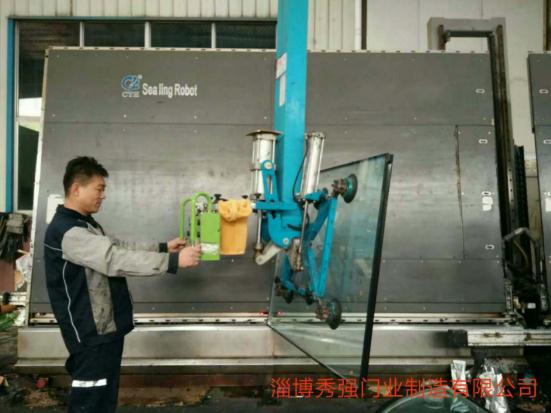 秀强门业铝合金非隔热防火窗喜获消防产品认证证书